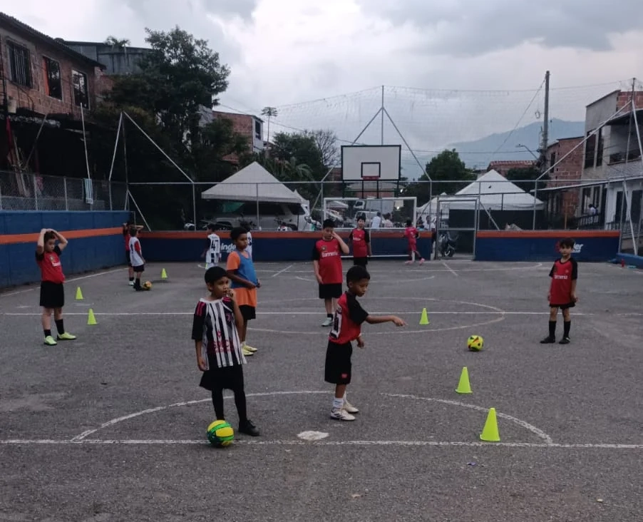 Club Deportivo Halcones training session
